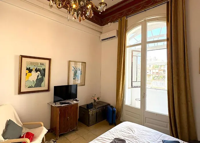 Barcelona Central Apartments
